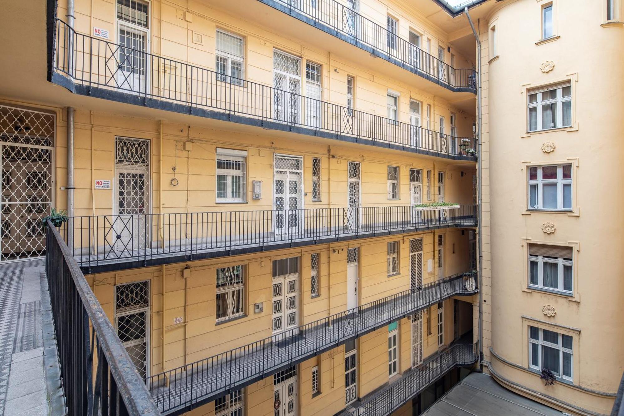 Ultra Central Luxury Budapest Eksteriør billede